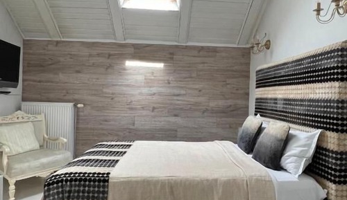 Deluxe Double Room, Courtyard View