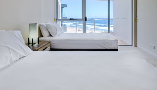 2 Bedroom Deluxe Apartment