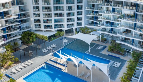 Apartment, 2 Bedrooms, Pool View