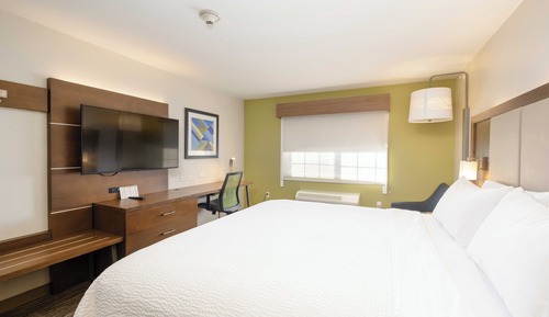 Room, 1 King Bed, Non Smoking (Leisure)