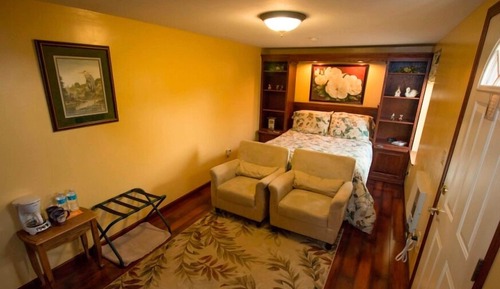 Magnolia Room