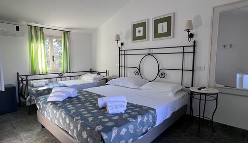 Standard Quadruple Room