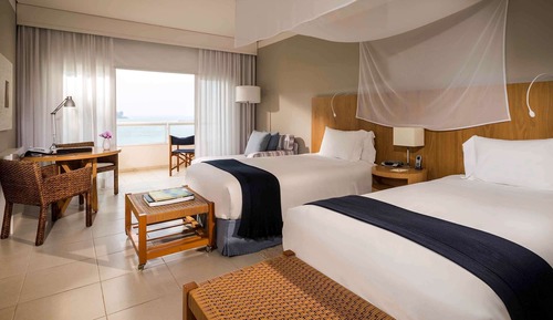 Deluxe Room, 2 Twin Beds, Balcony (Seafront, Central, free Wifi)
