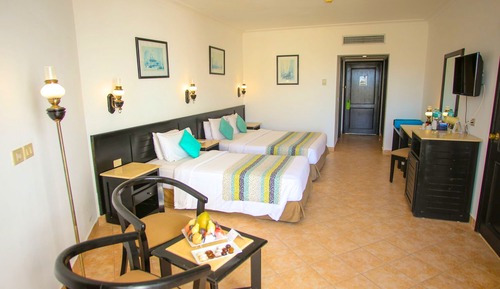 Family Room, Partial Sea View