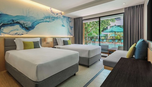 Premium Room, 2 Twin Beds, Poolside