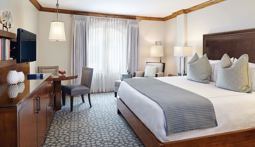 Luxury Plaza Room, 1 King