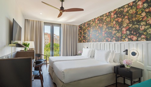 Deluxe Double Room Single Use