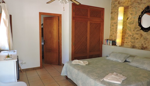 Double or Twin Room, Ensuite (Es Coniller)