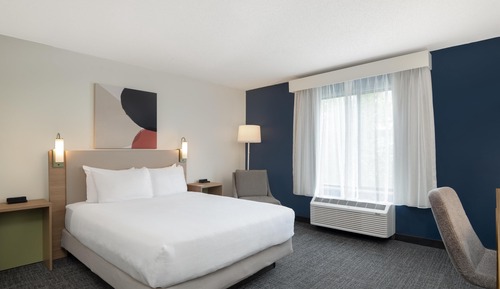 Room, 1 King Bed, Accessible (Mobility & Hearing)