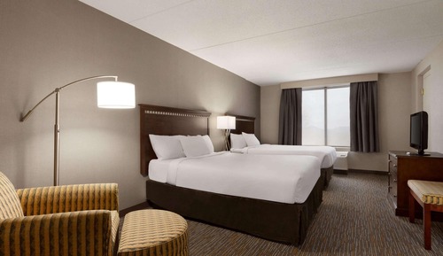 Standard Room, 2 Queen Beds, Non Smoking (Pet-Friendly)