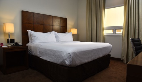 Standard Room, 1 King Bed