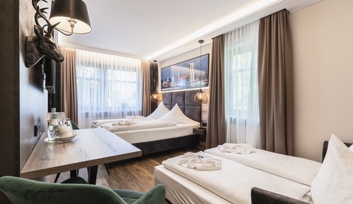 Premium Quadruple Room