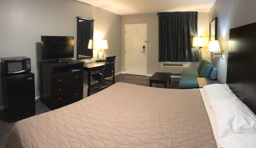 Standard Room, 1 King Bed