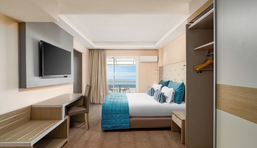 Suite (Ambassador)
