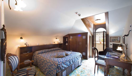 Superior Double or Twin Room, Garden View