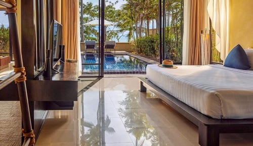 Beachfront Villa with Private Pool