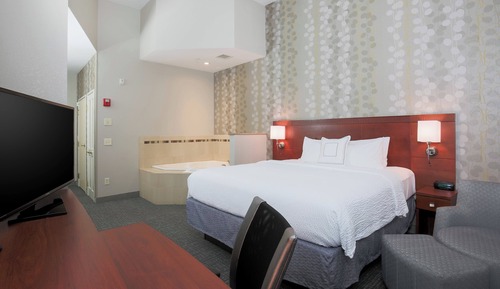 Deluxe Room, 1 King Bed