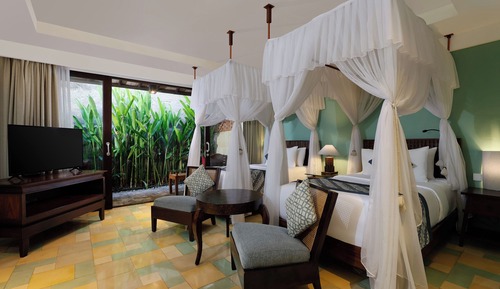 Villa, Garden Area