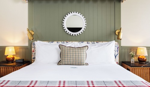 Superior Suite, 1 King Bed with Sofa bed, Fireplace (The LPP Suite Fireplace with Sleeper)