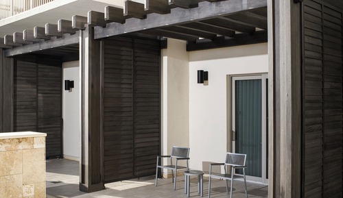Suite, 1 King Bed, Patio (2 Rooms)