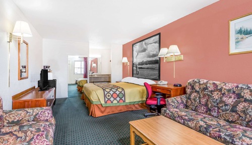 Deluxe Room, 1 King Bed, Non Smoking