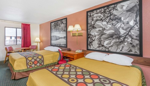 Room, 2 Queen Beds, Smoking