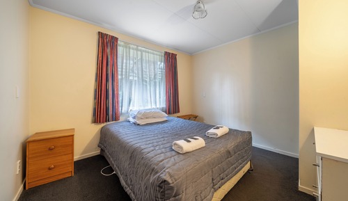 Apartment, 1 Bedroom (1 Queen and 1 Single Beds)