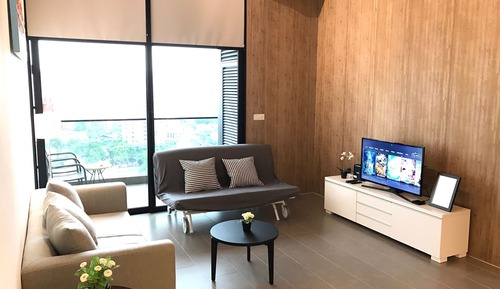 Deluxe Studio