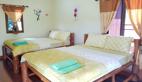 Family Bungalow for 8 