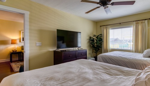 Condo, 1 Bedroom (2 Queen Beds)