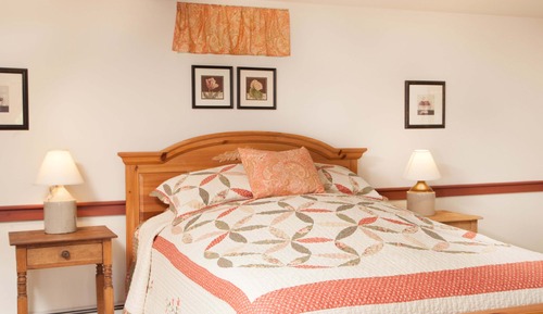 Luxury Double Room, Private Bathroom (Ellen Room)