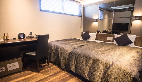 Modern Western Style room smoking