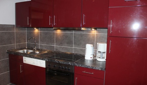 Apartment (Strukkamphuk)