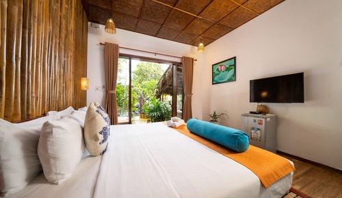 Superior Suite, Multiple Beds, Garden View