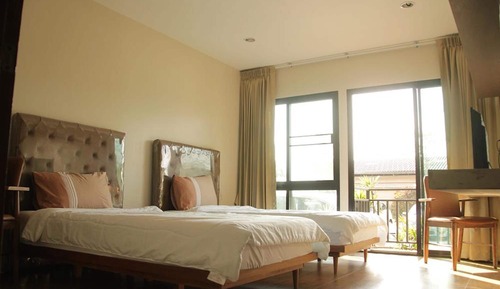 Standard Twin Room