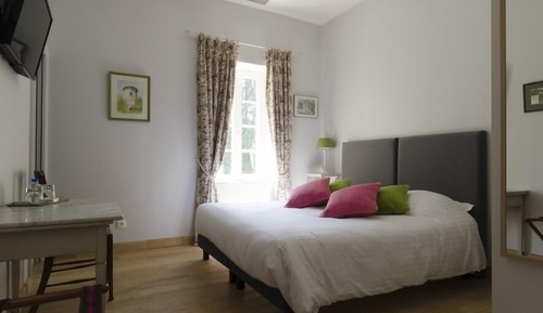 Comfort Double Room, Ensuite, Garden View (Petit Parc)