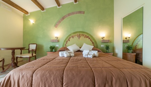 Classic Triple Room, Annex Building