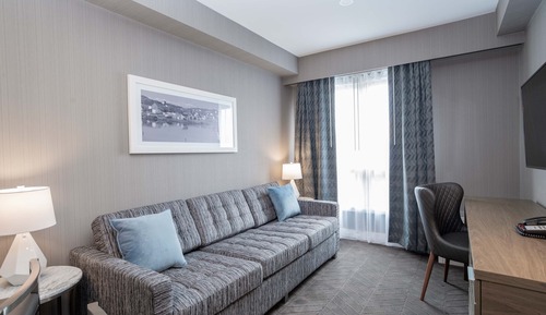 Standard Suite, 1 King Bed, Kitchen