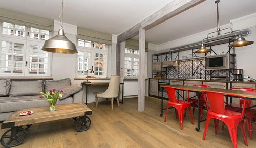 Design Suite, 1 Bedroom, Kitchenette, City View (Farenheit)