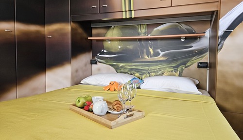 Economy Room