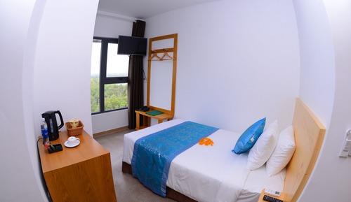 Single Room (Hotel Area)