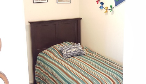 Standard Room, 1 Queen Bed, Refrigerator & Microwave (Pet Friendly)