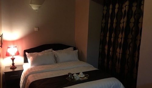 Deluxe Double Room, 1 Queen Bed, Garden View