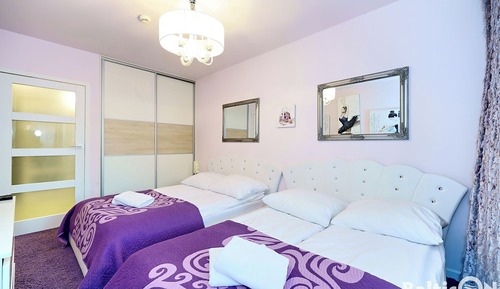 Family Apartment, 1 Bedroom, Kitchenette, Poolside (C307)