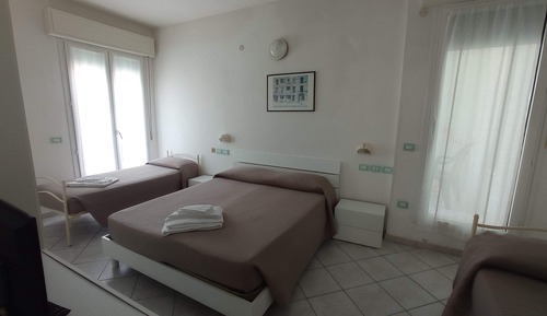 Apartment, 2 Bedrooms, Accessible