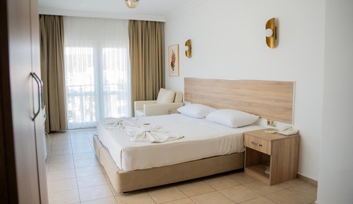 Standard Double Room, Balcony, City View
