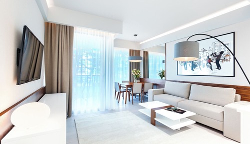 Deluxe Apartment