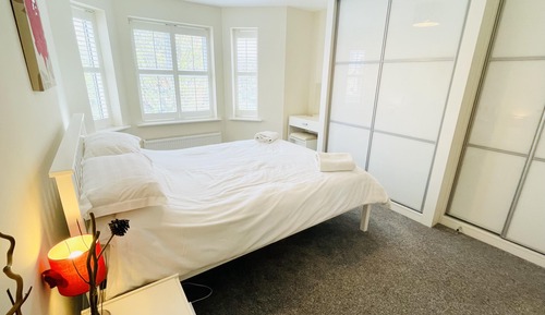 Apartment, Multiple Beds