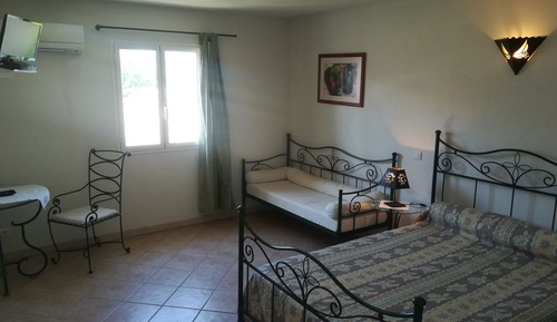 Triple Room