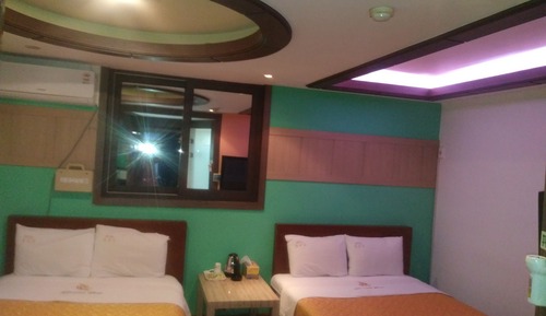 Premier Twin Room